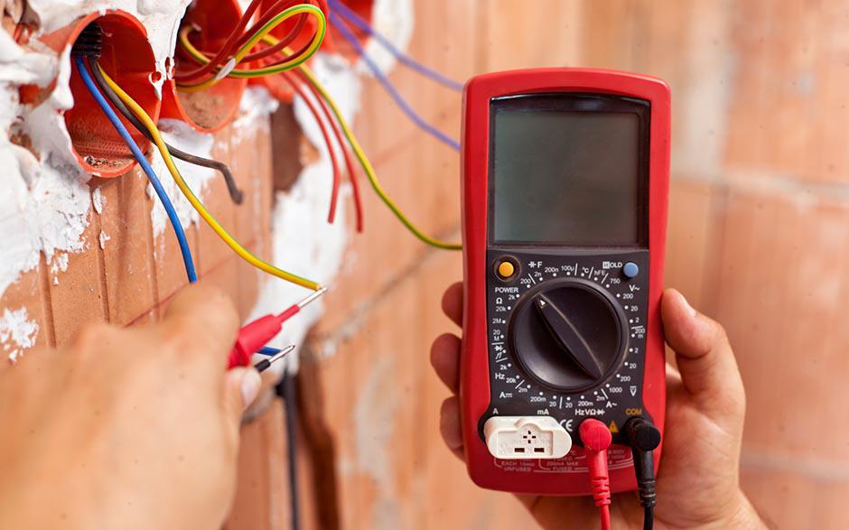 tarif d'un électricien Le Bourget